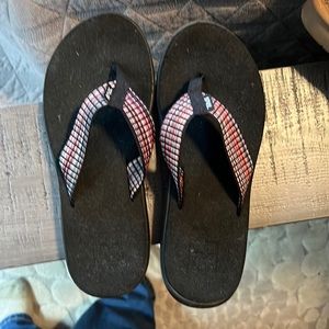 Teva flip flops women’s size 8